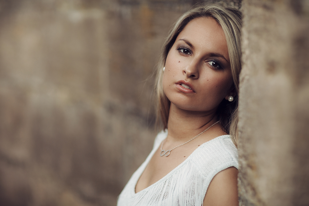 Portrait von Kristina im Schlosspark Fulda