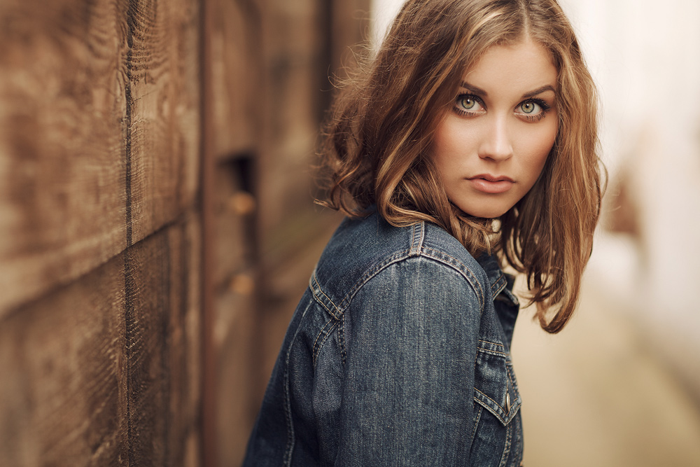 Spontaner Trip nach Würzburg - Portrait von Jana - Portraitfotografie - Available Light