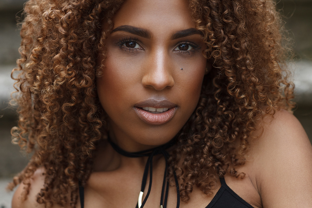 Portrait von Jennifer