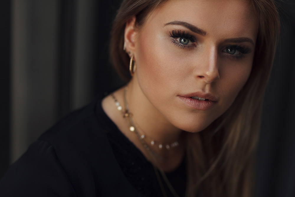 Portrait von Linda
