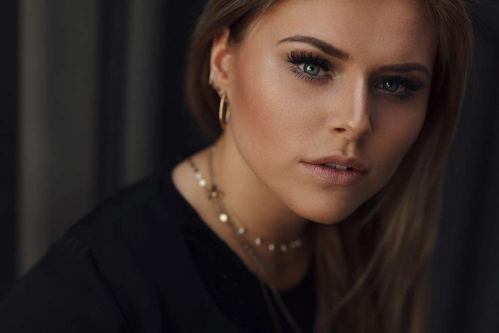 Portrait von Linda