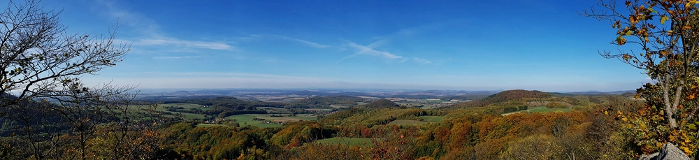 Panoramaaufnahme von der Milseburg in der Rhön