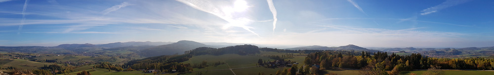Panoramaaufnahme von der Wasserkuppe in der Rhön